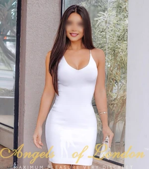Tiptop (24) London Escort