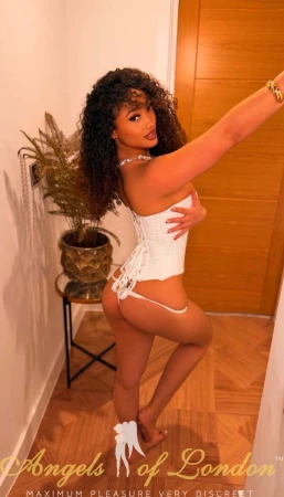 Dorthe (23) London Escort