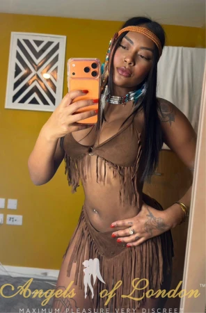 Rabela (24) London Escort
