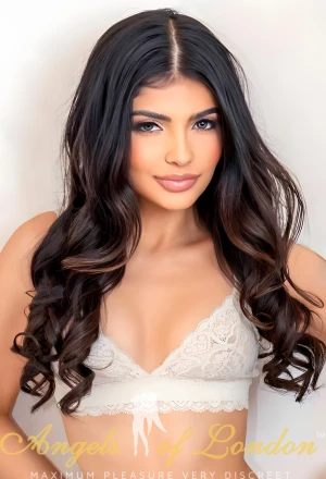 Niranya London Escort