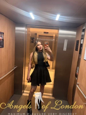 Ismat (21) London Escort