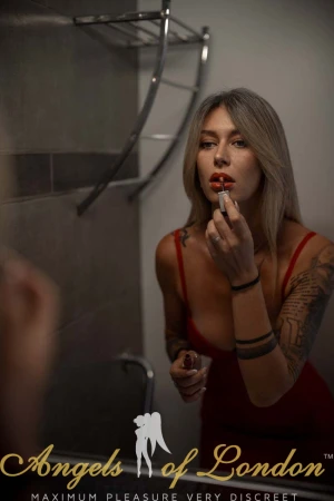 Aurore (30+) London Escort