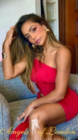 Fenella (28) London Escort
