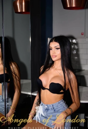 Lanika (19) London Escort