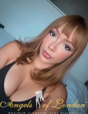 Ruby (18) London Escort