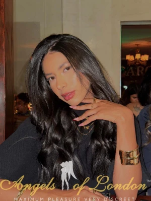 Calantha (23) London Escort