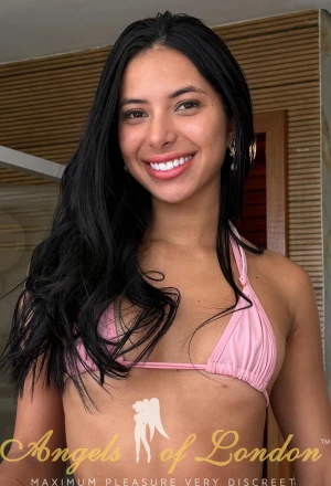 Calantha (23) London Escort