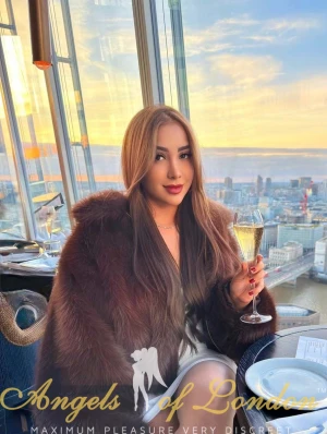 Vesper (24) London Escort