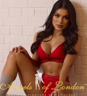 Eniola (25) London Escort