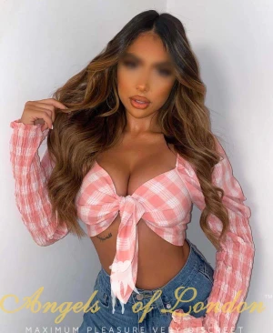 Sprite (22) London Escort