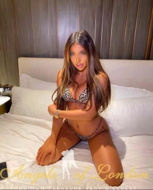 Sprite (22) London Escort