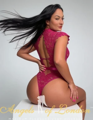 Nivela (25) London Escort
