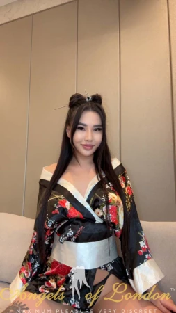 Salerina (22) London Escort