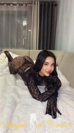 Salerina (22) London Escort