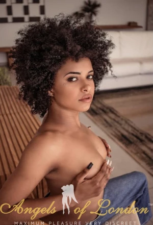 Oriana (26) London Escort