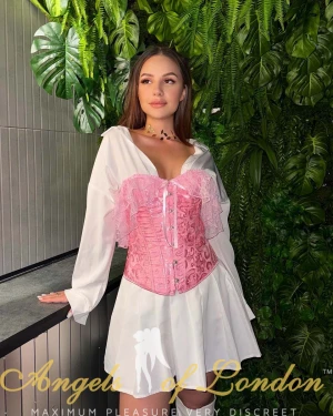 Melisa (21) London Escort