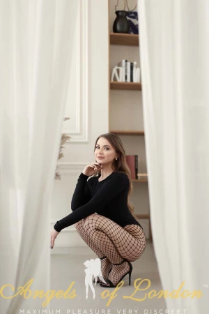 Nataly (28) London Escort