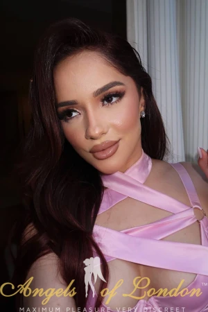 Simmy (23) London Escort