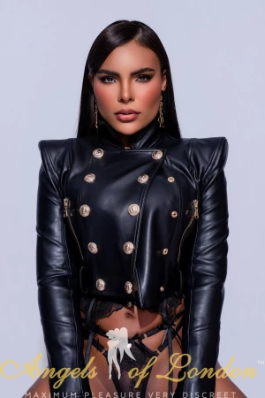 Cadbury (26) London Escort