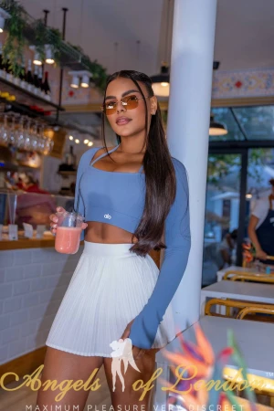 Cadbury (26) London Escort