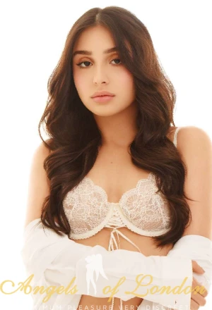 Minilla London Escort