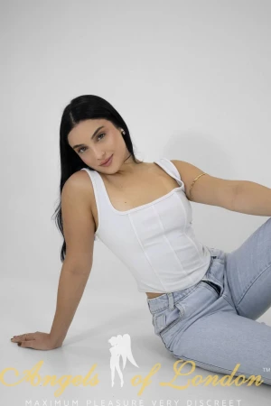 Verity (19) London Escort