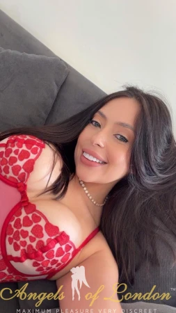 Margot (25) London Escort