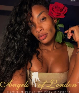 Selyse (29) London Escort