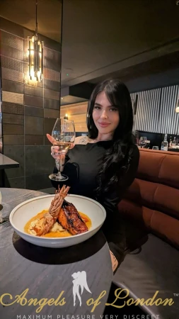 Sivora (23) London Escort