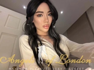 Aigerim (21) London Escort