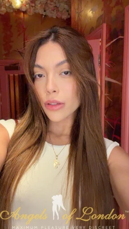 Dorinda (21) London Escort