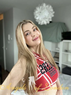 Casadein (27) London Escort