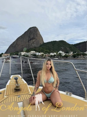 Maela (23) London Escort