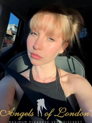 Mystery (20) London Escort
