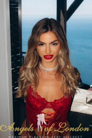 Sharlote (23) London Escort