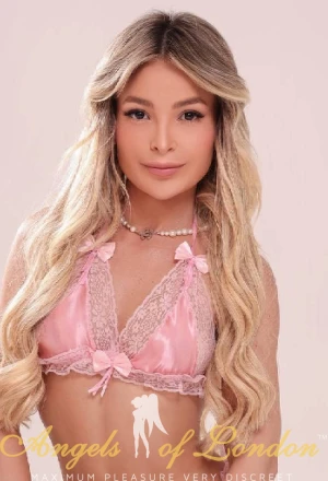Kinta London Escort