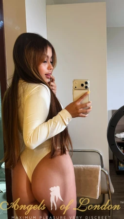 Emanuelle (22) London Escort