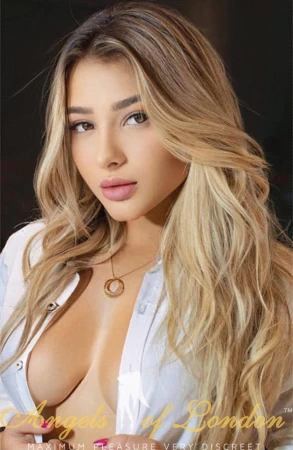 Panna London Escort