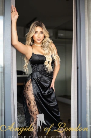 Panna (20) London Escort